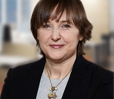 Más mujeres – MARÍA LLADRÓ