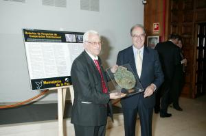 Entrega Premio -Español Universal- 2005