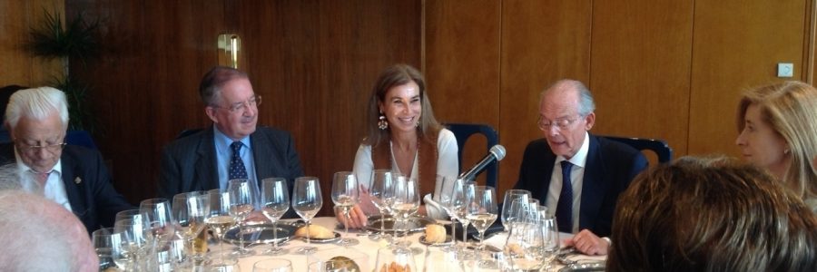 TRIBUNA INDEPEDIENTE CARMEN POSADA -ESCRITORA-